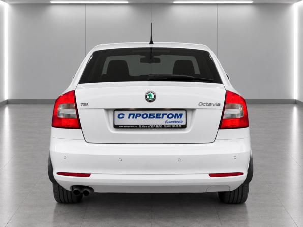 Skoda Octavia II (A5) Рестайлинг с пробегом 2012 года, цена 750 000 рублей, 252678 км, лифтбек, Автокод Объявления