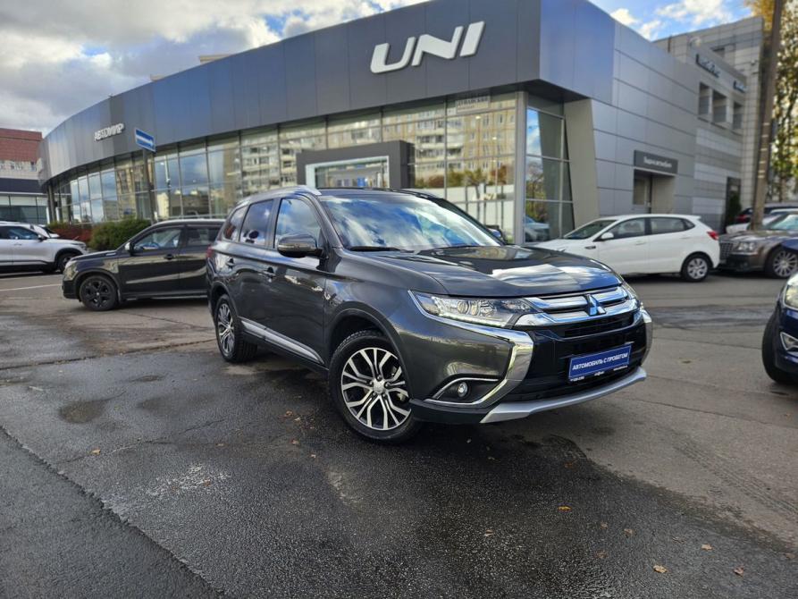 Mitsubishi Outlander III Рестайлинг Санкт-Петербург  - изображение 3