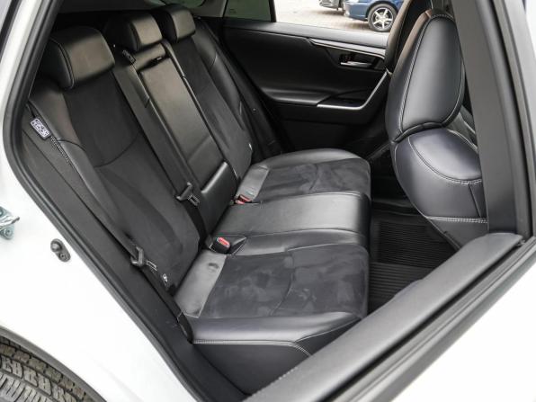 Toyota RAV4 V (XA50) с пробегом 2021 года, цена 3 024 070 рублей, 102852 км, внедорожник, Автокод Объявления