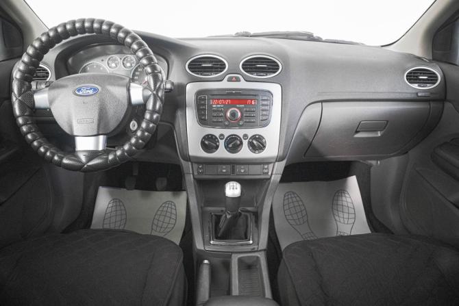 Ford Focus II с пробегом 2007 года, цена 529 000 рублей, 300000 км, седан, Автокод Объявления