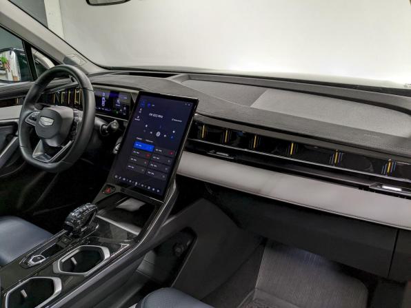 Geely Atlas II с пробегом 2024 года, цена 2 840 000 рублей, 50329 км, внедорожник, Автокод Объявления
