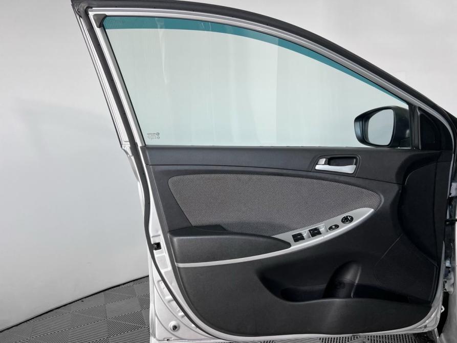 Hyundai Solaris I Архангельск  - изображение 11