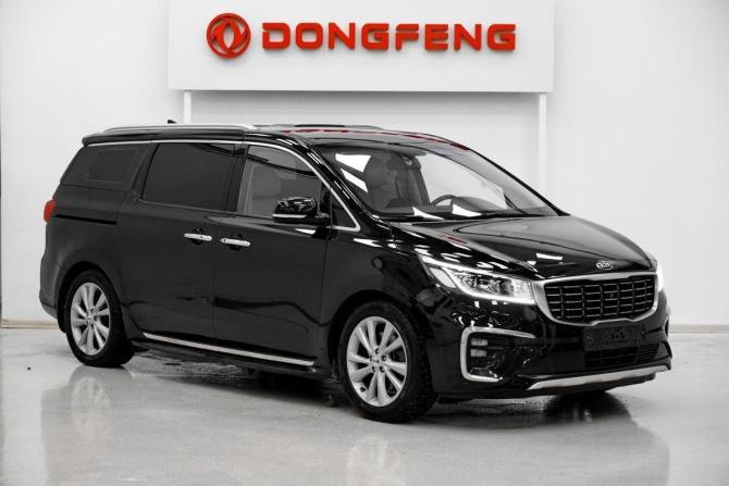 Kia Carnival III с пробегом 2018 года, цена 1 665 000 рублей, 89000 км, минивэн, Автокод Объявления