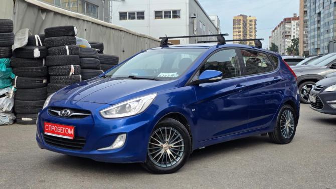 Hyundai Solaris I с пробегом 2013 года, цена 699 000 рублей, 170000 км, хэтчбек, Автокод Объявления