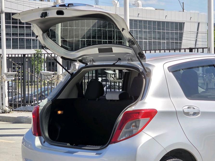 Toyota Vitz III (XP130) Новосибирск  - изображение 23