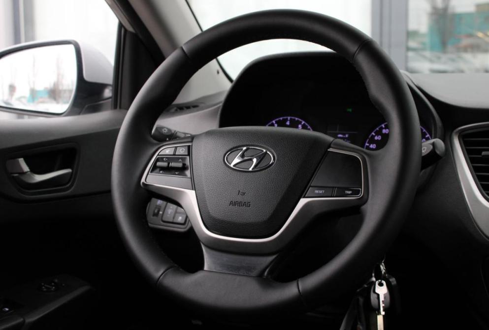 Hyundai Solaris II Саратов  - изображение 17