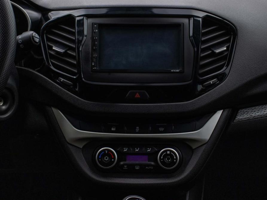 Lada (ВАЗ) Vesta I Москва  - изображение 15
