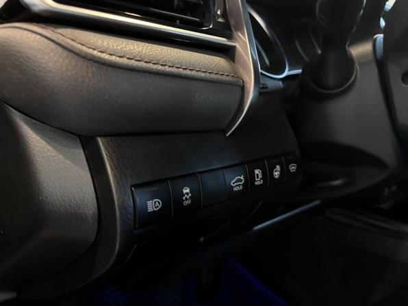 Toyota Camry VIII (XV70) с пробегом 2019 года, цена 2 795 000 рублей, 138622 км, седан, Автокод Объявления