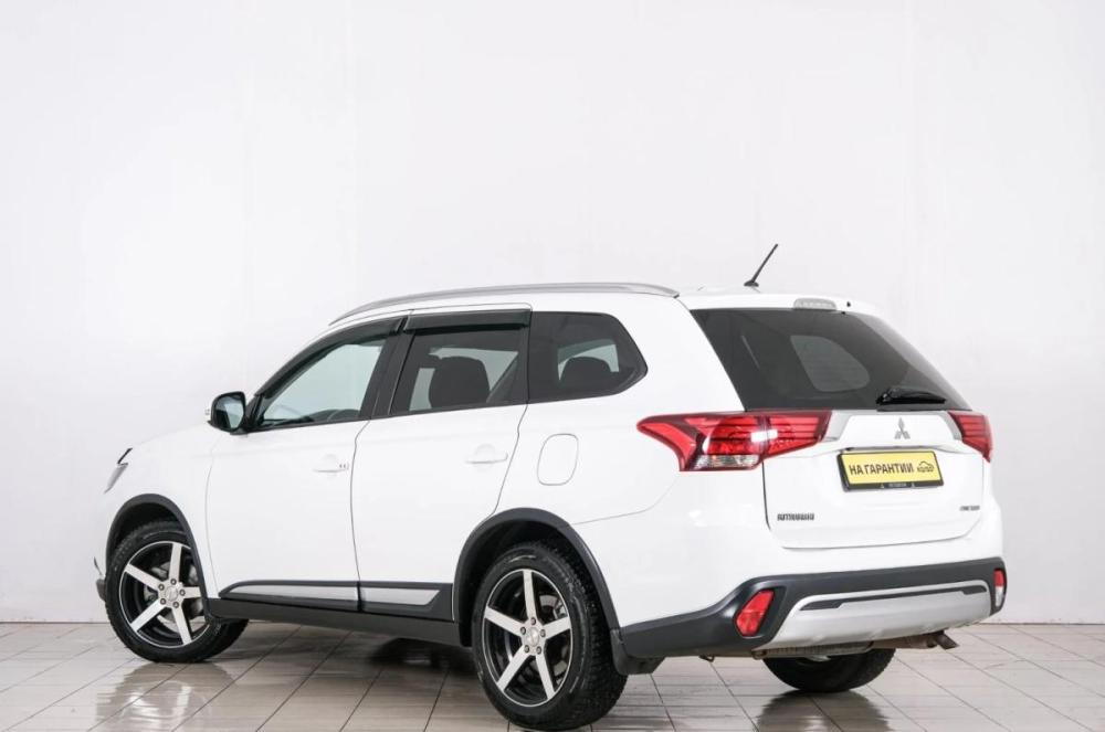 Mitsubishi Outlander III Рестайлинг 2 Красноярск  - изображение 5