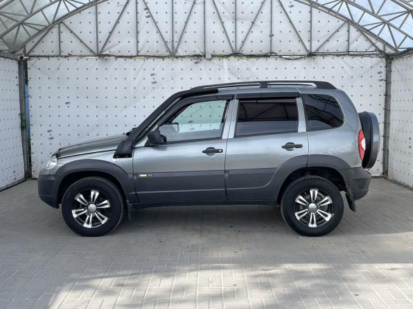 Chevrolet Niva I Рестайлинг с пробегом 2017 года, цена 740 000 рублей, 161131 км, внедорожник, Автокод Объявления