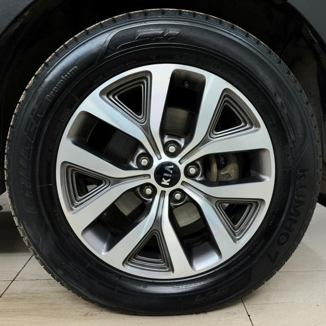 Kia Sportage III Москва  - изображение 17