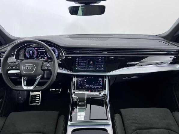 Audi Q8 I (4M) Рестайлинг с пробегом 2024 года, цена 12 350 000 рублей, 50 км, внедорожник, Автокод Объявления