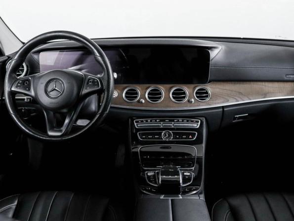 Mercedes-Benz E-Класс V (W213 S213 C238) с пробегом 2017 года, цена 3 100 000 рублей, 172324 км, седан, Автокод Объявления