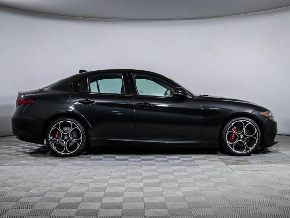 Alfa Romeo Giulia II (952) Рестайлинг 2 с пробегом 2023 года, цена 4 450 000 рублей, 40774 км, седан, Автокод Объявления