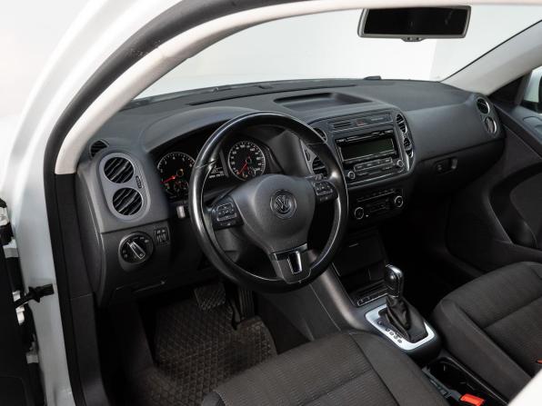 Volkswagen Tiguan I Рестайлинг с пробегом 2015 года, цена 1 400 000 рублей, 118050 км, внедорожник, Автокод Объявления