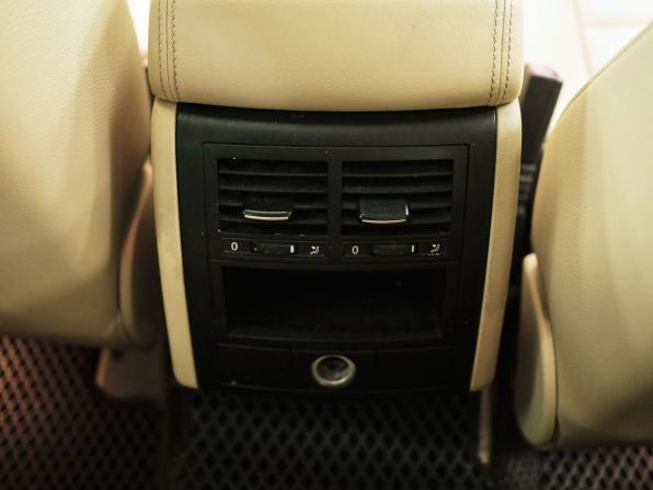 Volkswagen Touareg I Рестайлинг с пробегом 2009 года, цена 968 000 рублей, 267881 км, внедорожник, Автокод Объявления
