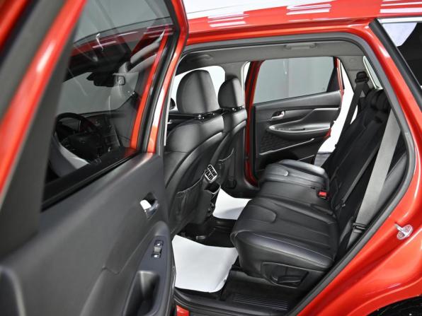 Hyundai Santa Fe IV с пробегом 2018 года, цена 1 899 000 рублей, 87000 км, внедорожник, Автокод Объявления