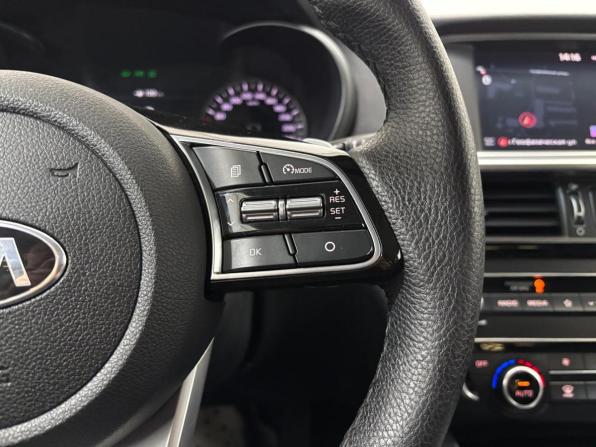 Kia Optima IV Рестайлинг с пробегом 2018 года, цена 2 060 000 рублей, 138736 км, седан, Автокод Объявления