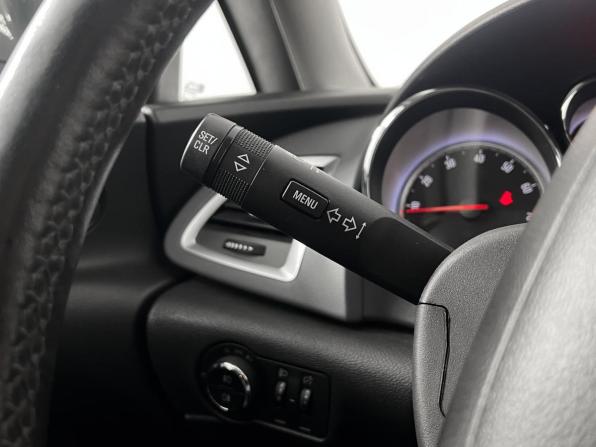 Opel Astra J Рестайлинг с пробегом 2013 года, цена 899 900 рублей, 181796 км, седан, Автокод Объявления