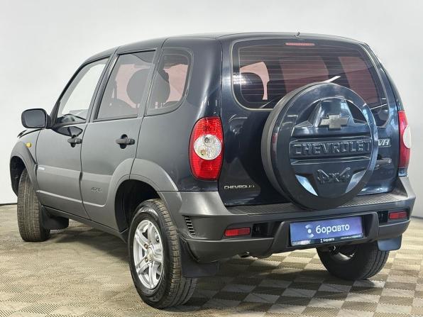 Chevrolet Niva I с пробегом 2009 года, цена 395 000 рублей, 210000 км, внедорожник, Автокод Объявления