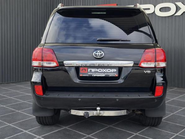 Toyota Land Cruiser 200 Series с пробегом 2011 года, цена 2 897 000 рублей, 252338 км, внедорожник, Автокод Объявления