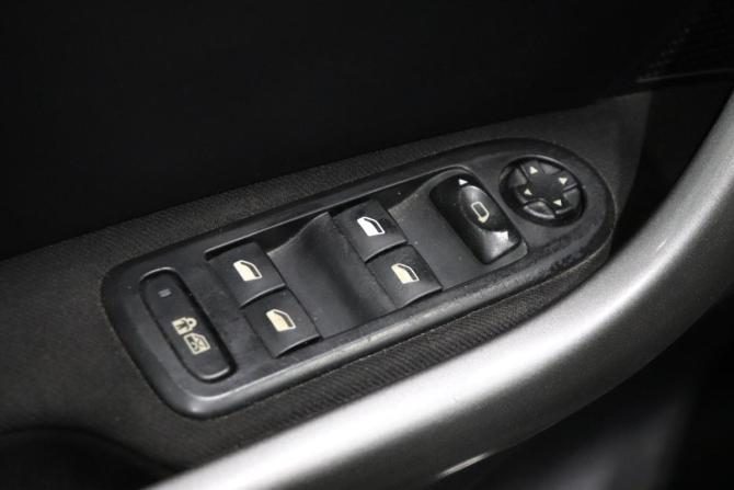 Peugeot 308 I с пробегом 2010 года, цена 485 000 рублей, 134000 км, универсал, Автокод Объявления