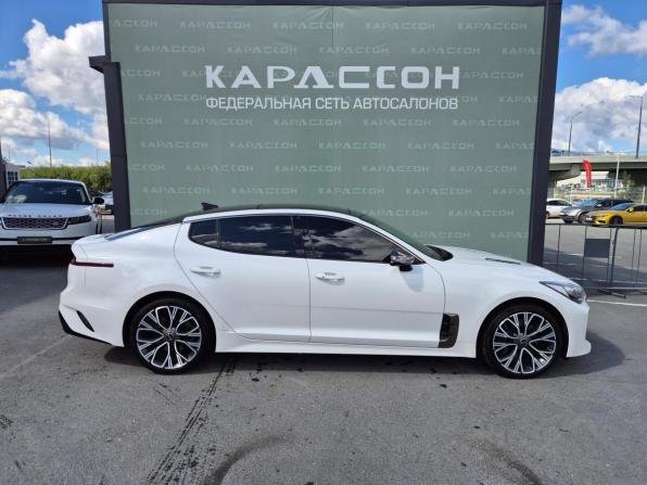 Kia Stinger I с пробегом 2018 года, цена 2 480 000 рублей, 177566 км, лифтбек, Автокод Объявления