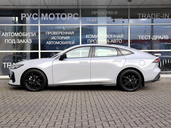 Changan UNI-V I Рестайлинг 1 с пробегом 2024 года, цена 2 670 000 рублей, 24569 км, лифтбек, Автокод Объявления