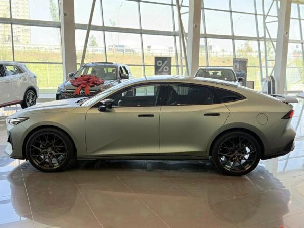 Changan UNI-V I с пробегом 2023 года, цена 2 295 000 рублей, 31000 км, лифтбек, Автокод Объявления