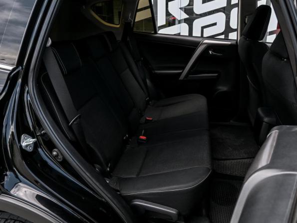 Toyota RAV4 IV (XA40) Рестайлинг с пробегом 2017 года, цена 2 130 000 рублей, 187439 км, внедорожник, Автокод Объявления