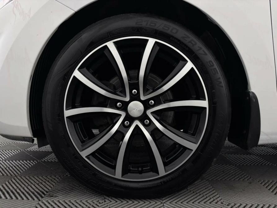 Hyundai i30 II Рестайлинг Псков  - изображение 19