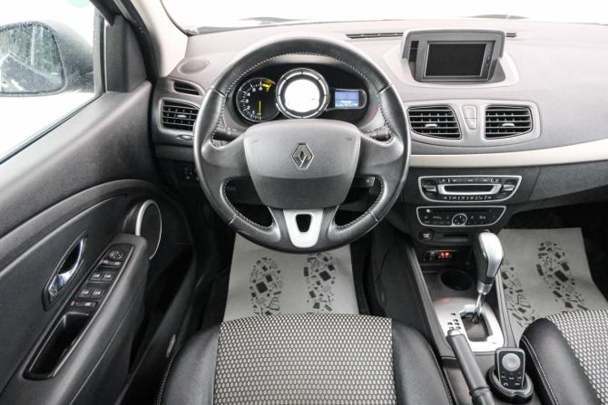 Renault Fluence I с пробегом 2012 года, цена 729 000 рублей, 143000 км, седан, Автокод Объявления