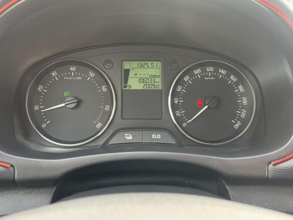 Skoda Fabia II Рестайлинг с пробегом 2012 года, цена 749 000 рублей, 106000 км, хэтчбек, Автокод Объявления