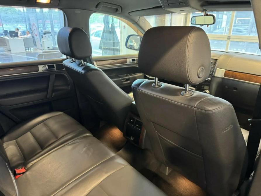 Volkswagen Touareg I Рестайлинг Подольск  - изображение 15