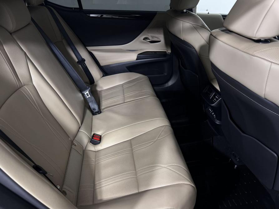 Lexus ES VII Калининград  - изображение 11
