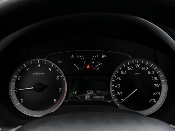Nissan Tiida II с пробегом 2015 года, цена 1 064 900 рублей, 159948 км, хэтчбек, Автокод Объявления