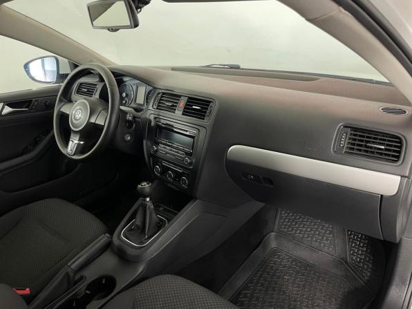 Volkswagen Jetta VI с пробегом 2011 года, цена 867 000 рублей, 212870 км, седан, Автокод Объявления