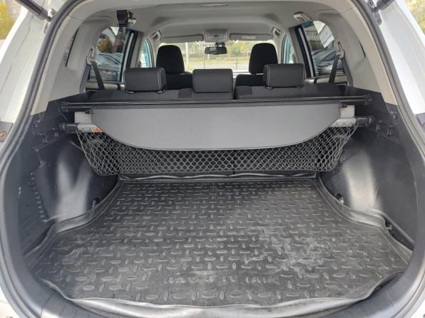 Toyota RAV4 IV (XA40) Рестайлинг с пробегом 2018 года, цена 1 590 000 рублей, 247465 км, внедорожник, Автокод Объявления