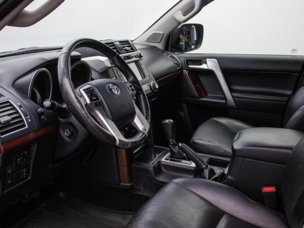 Toyota Land Cruiser Prado 150 Series Рестайлинг 1 с пробегом 2014 года, цена 3 290 000 рублей, 282072 км, внедорожник, Автокод Объявления