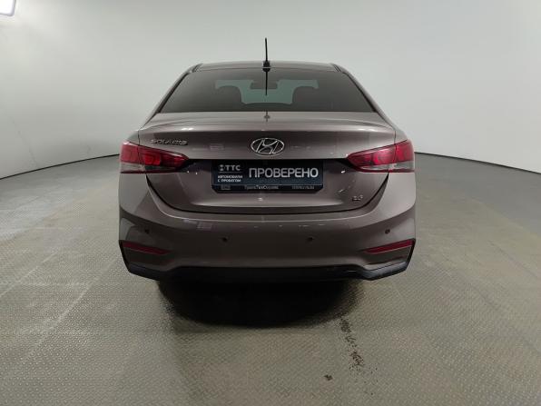Hyundai Solaris II с пробегом 2017 года, цена 1 300 000 рублей, 94531 км, седан, Автокод Объявления