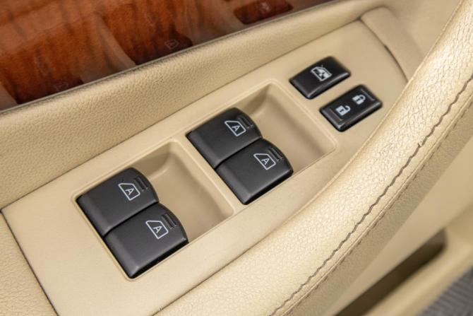Infiniti FX II (S51) Рестайлинг с пробегом 2012 года, цена 2 249 000 рублей, 212200 км, внедорожник, Автокод Объявления