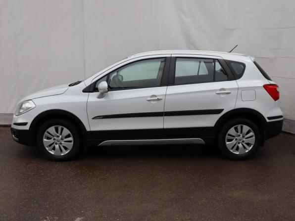Suzuki SX4 II (S-Cross) с пробегом 2014 года, цена 1 180 000 рублей, 89835 км, хэтчбек, Автокод Объявления