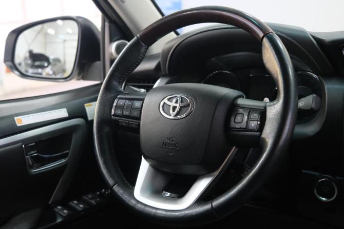 Toyota Fortuner II с пробегом 2019 года, цена 4 299 000 рублей, 80000 км, внедорожник, Автокод Объявления