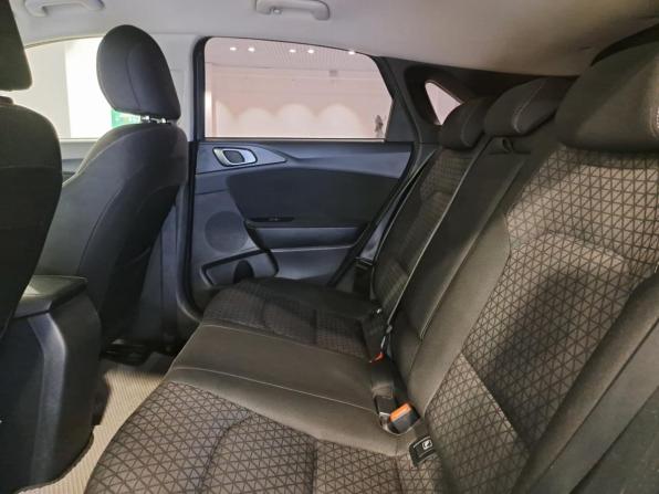 Kia Ceed III с пробегом 2019 года, цена 1 440 000 рублей, 185949 км, хэтчбек, Автокод Объявления