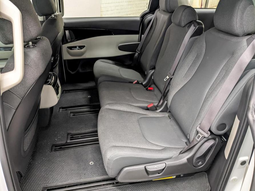 Kia Carnival IV Москва  - изображение 12