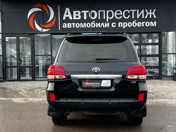 Toyota Land Cruiser 200 Series Рестайлинг 1 с пробегом 2013 года, цена 3 429 000 рублей, 259356 км, внедорожник, Автокод Объявления