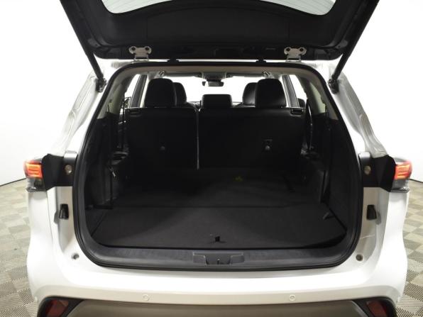 Toyota Highlander IV (XU70) с пробегом 2026 года, цена 5 775 900 рублей, 4635 км, внедорожник, Автокод Объявления