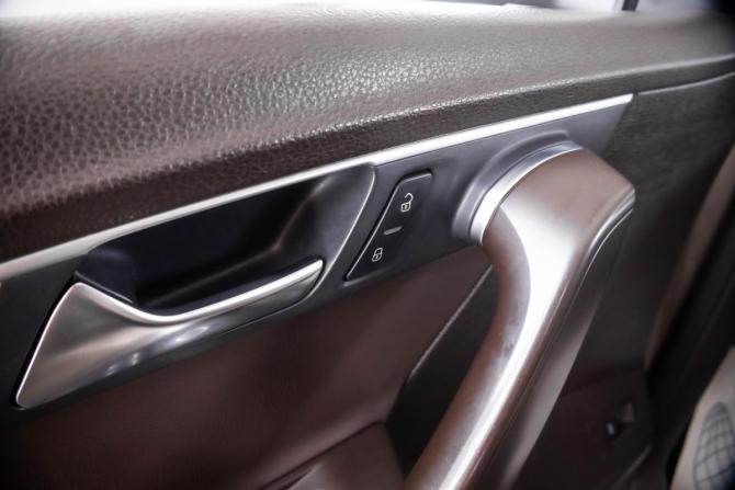 Volkswagen Passat B7 с пробегом 2011 года, цена 959 000 рублей, 202000 км, седан, Автокод Объявления