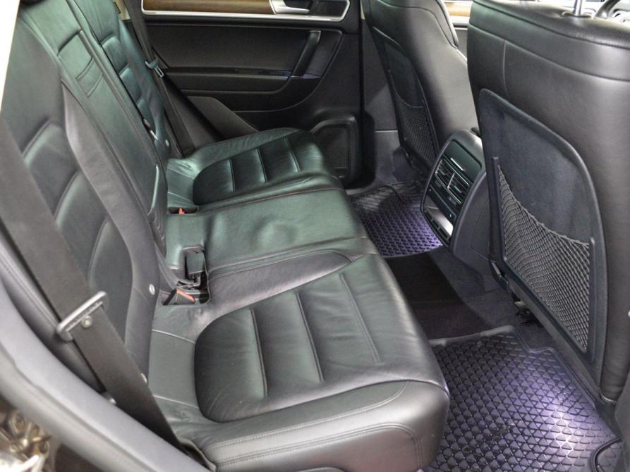 Volkswagen Touareg II Рестайлинг Санкт-Петербург  - изображение 13
