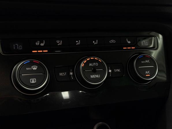 Volkswagen Tiguan II с пробегом 2017 года, цена 2 769 000 рублей, 111149 км, внедорожник, Автокод Объявления